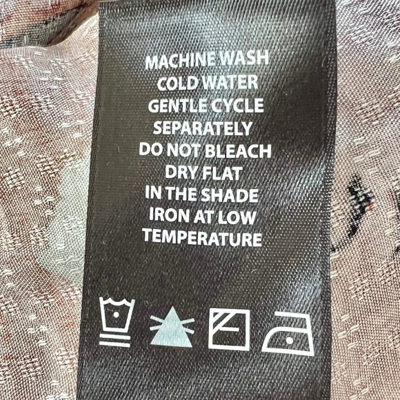 NWT Buffalo David Bitton Floral Print Flutter sleeve Tie Neck Jacquard Blouse - Picture 10 of 11